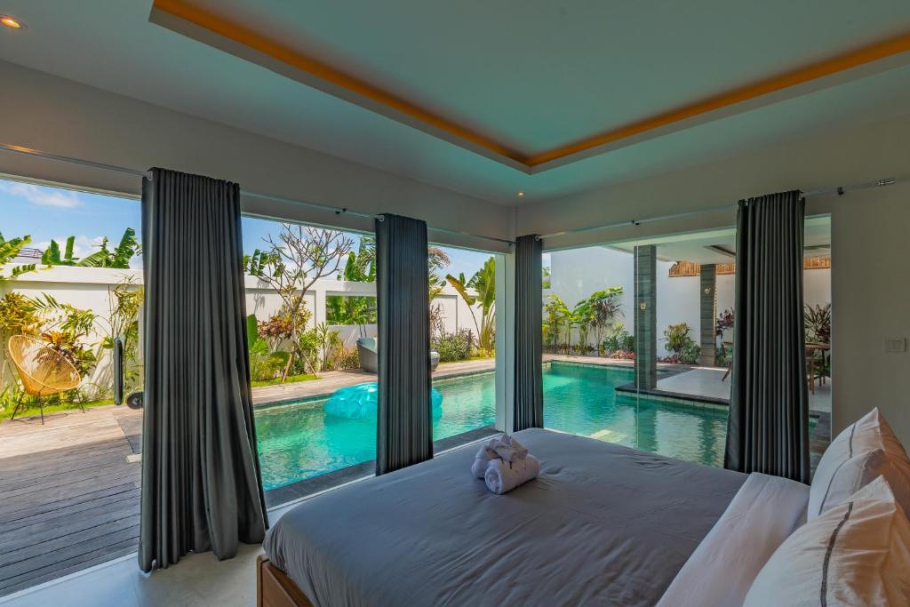 Habitación con piscina